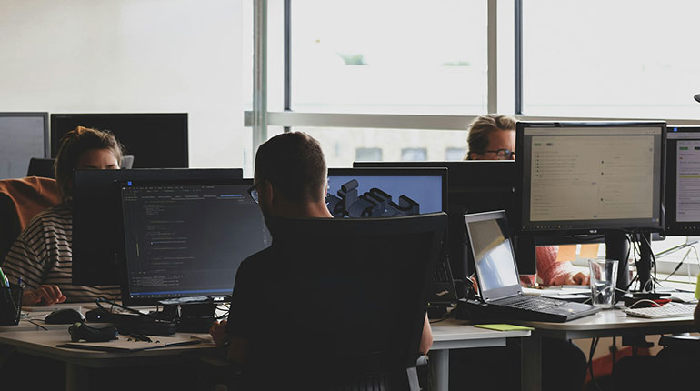 Choosing the Right Cybersecurity Provider
